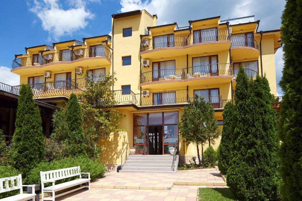 Hotel_Yalta_Sveti_Vlas_Bulgaria Air_Tour_Travel